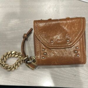 Chloe Brown Wallet Luxurious Leather Compact Design